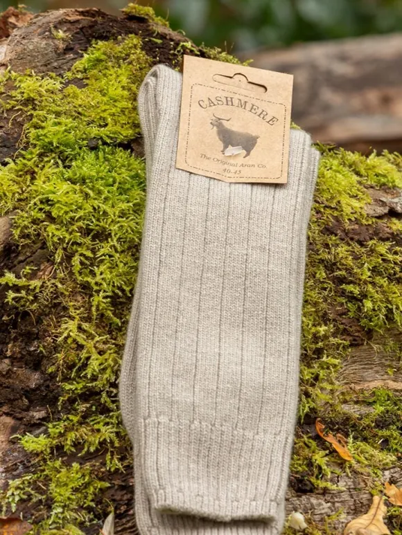 Fashion Sweater Shop Luxury Mens Cashmere Socks - Beige (Size 40-45)